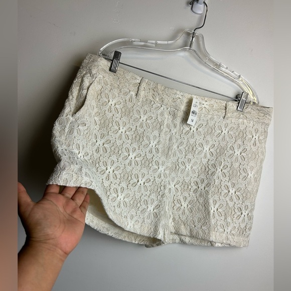 LOFT Cream Lace Shorts plus Size 14 fairy old money nwt - Picture 3 of 13
